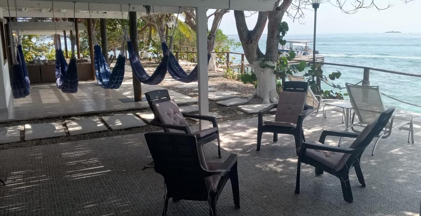 On A Coral Island With Turquoise Sea Holiday home *